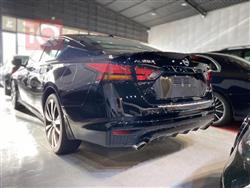 نيسان ألتيما